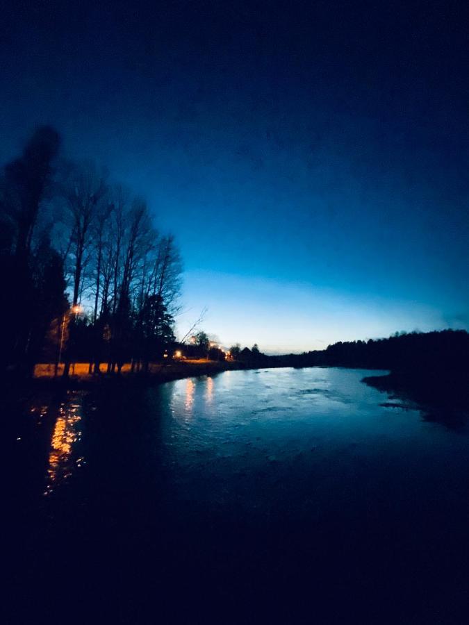Cosy River House Kvillsfors Kültér fotó